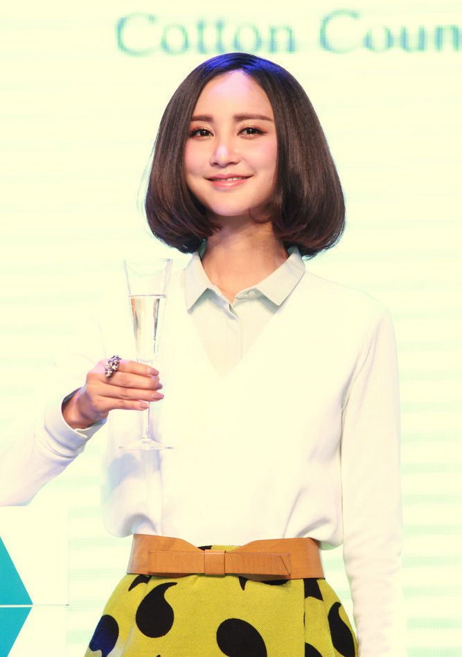 Xinyi Zhang HD Images/Photo Gallery Download #7023419