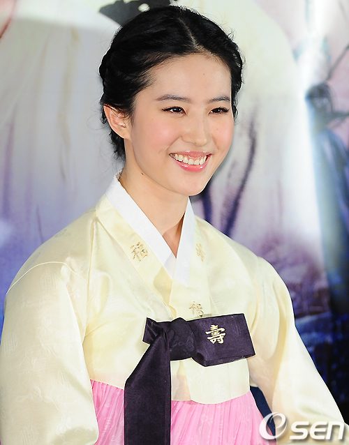 Liu Yifei HD Images/Photo Gallery Download #6689613