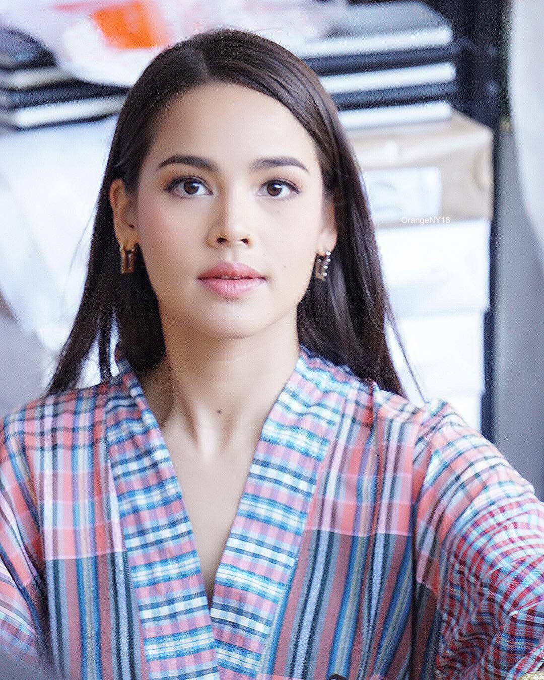 Urassaya Sperbund HD Images/Photo Gallery Download #6200971