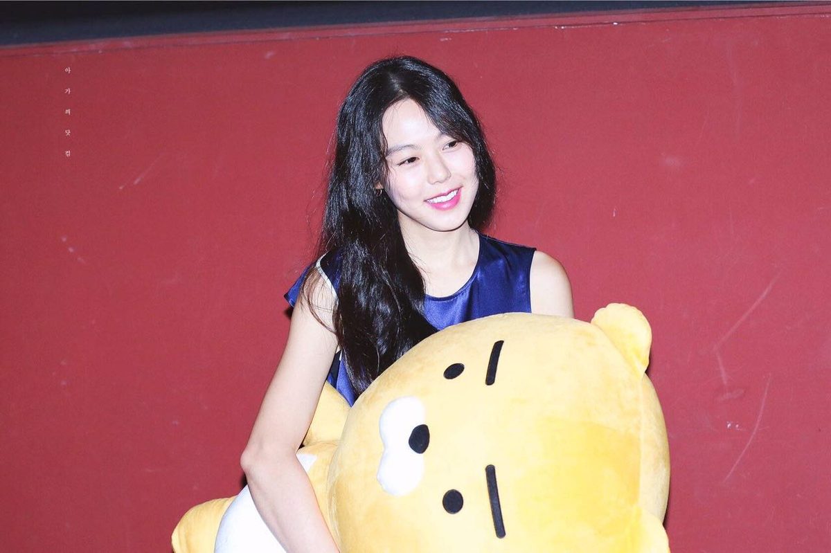 Kim Min-hee HD Images/Photo Gallery Download #1476128