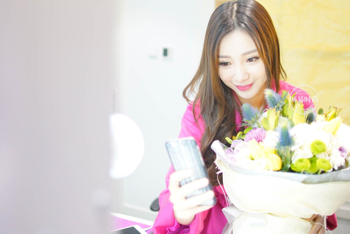 Yan Liu HD Images/Photo Gallery Download #1976466