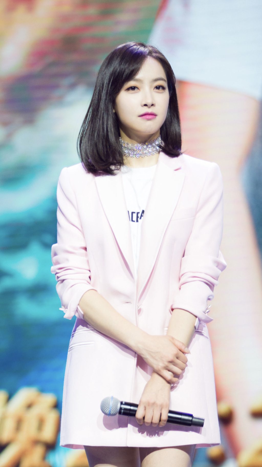 Victoria Song HD Images/Photo Gallery Download #2049855