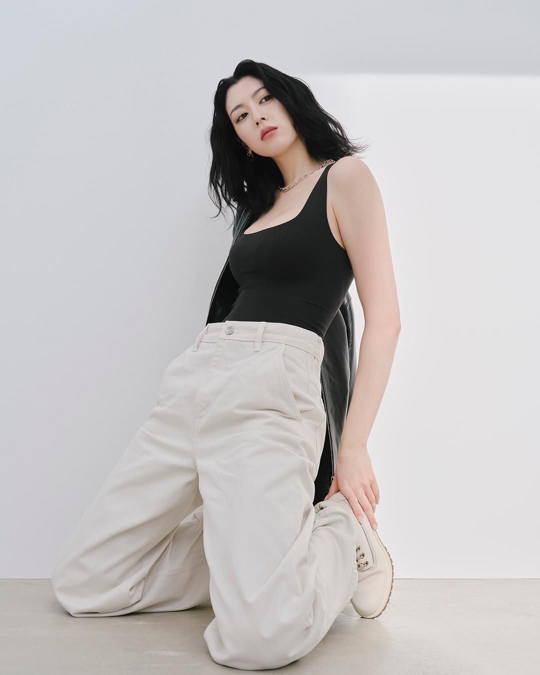 三吉彩花 高清写真/照片下载 #9567340