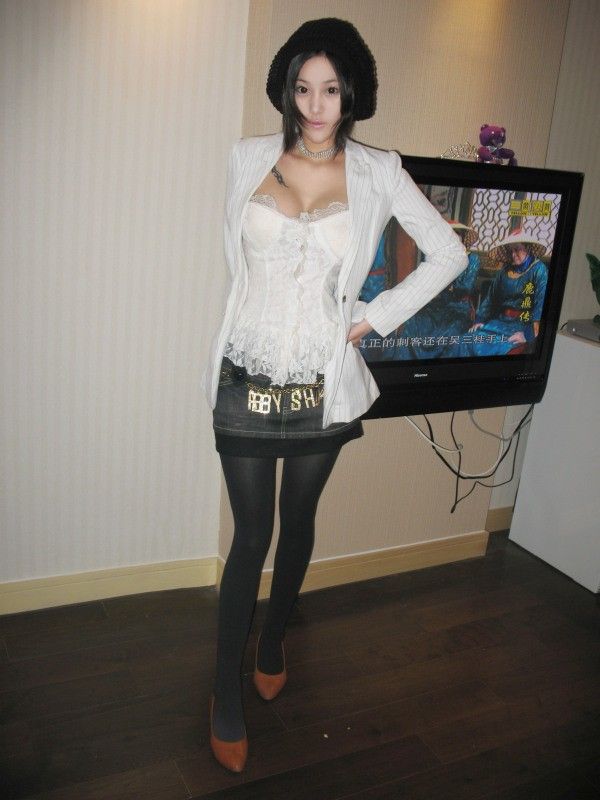 Viann Zhang HD Images/Photo Gallery Download #6635978