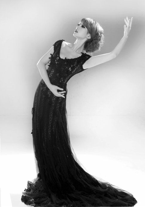 Yan Liu HD Images/Photo Gallery Download #1977579