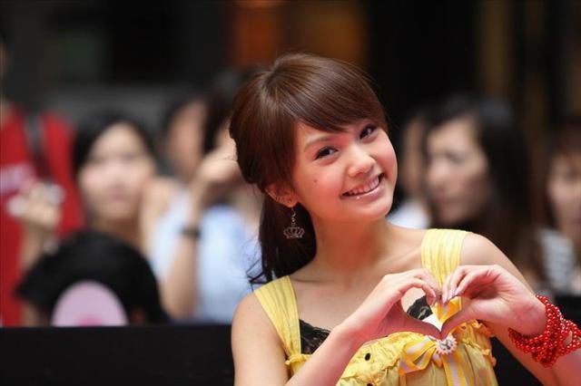 Rainie Yang HD Images/Photo Gallery Download #569266