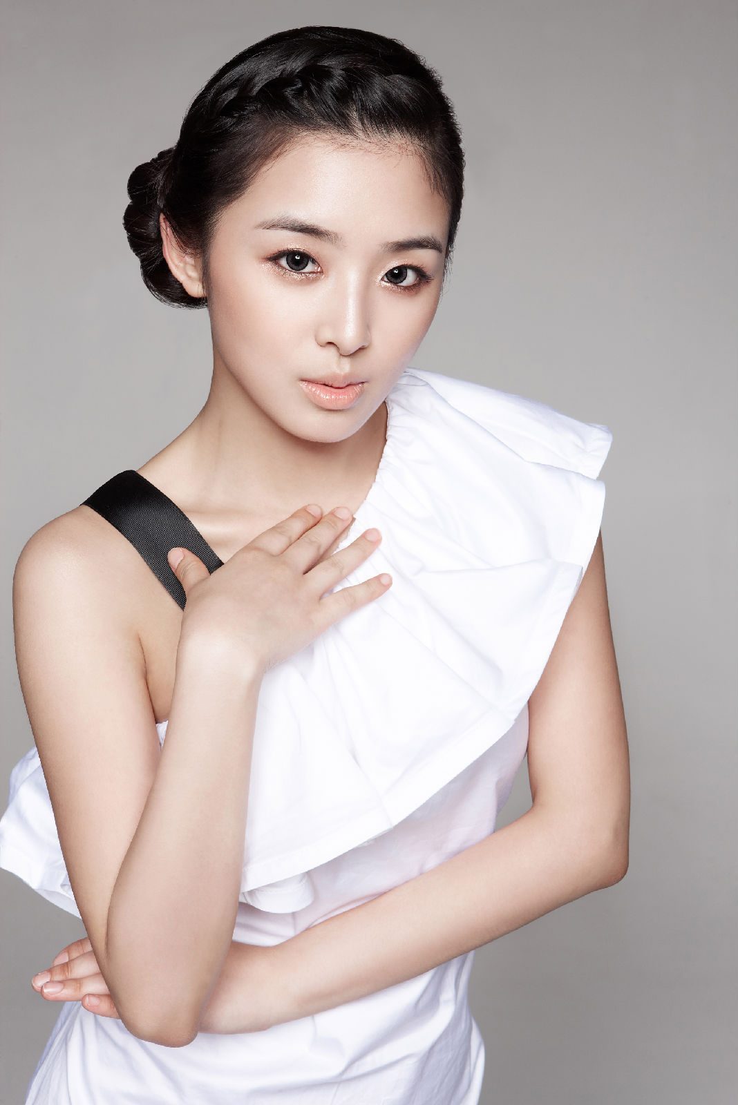 Hanyun Zhang HD Images/Photo Gallery Download #1963255
