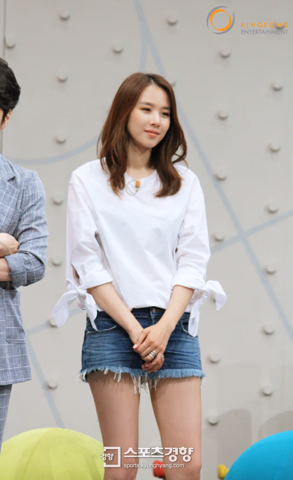 赵胤熙 高清写真/照片下载 #1552990