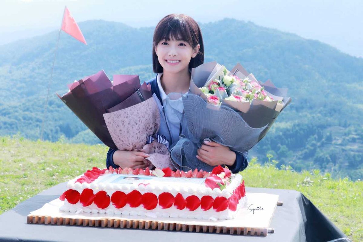Victoria Song HD Images/Photo Gallery Download #2051639