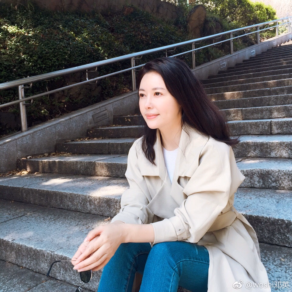 邓英 高清写真/照片下载 #3249808