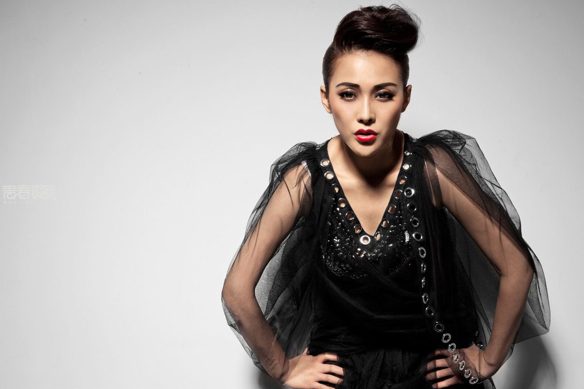 Ziyi Deng HD Images/Photo Gallery Download #1983522
