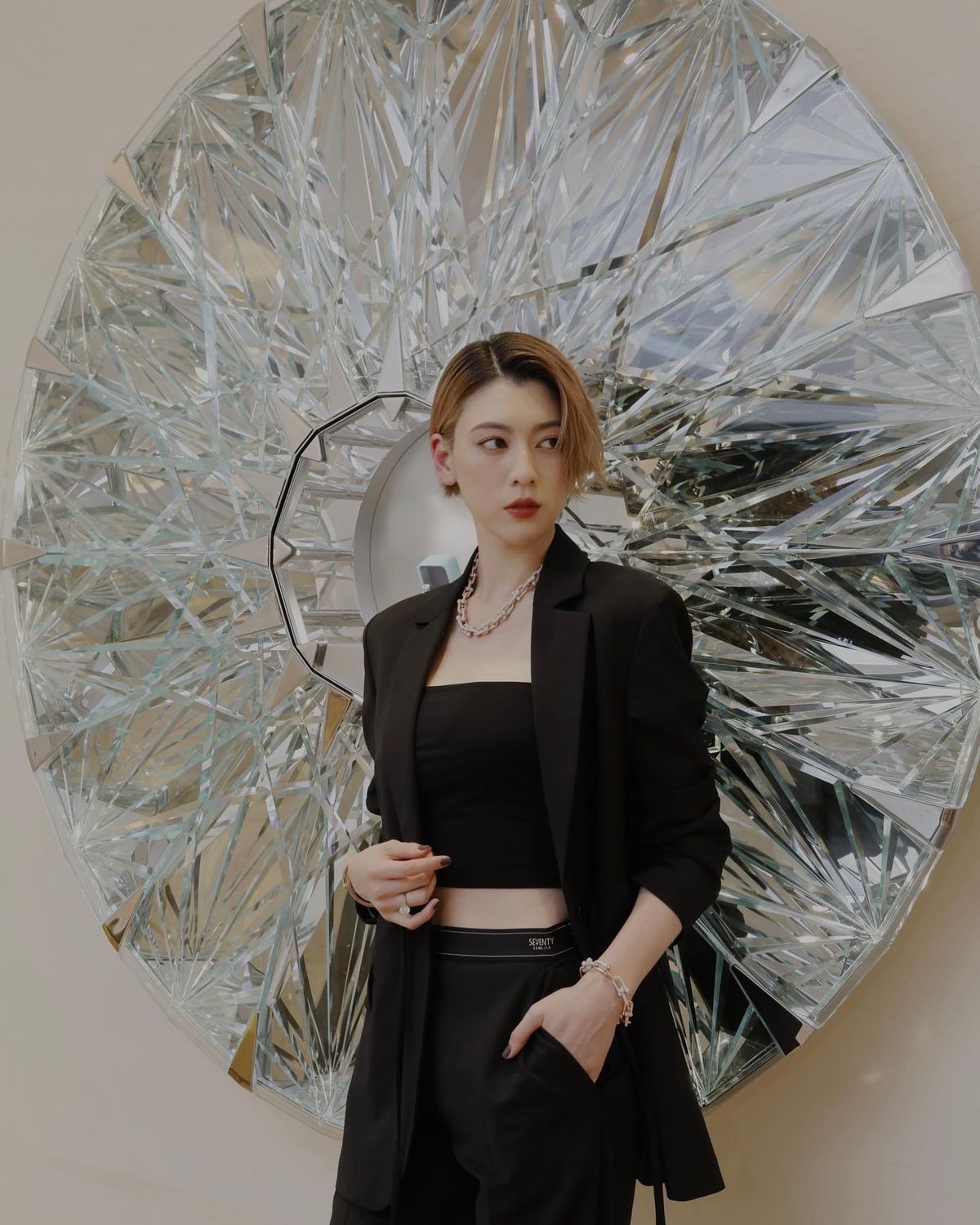 미요시 아야카 HD 이미지/사진 갤러리 다운로드 #7609403