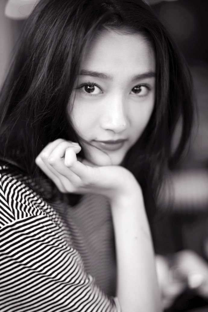 Xiaotong Guan HD Images/Photo Gallery Download #817411