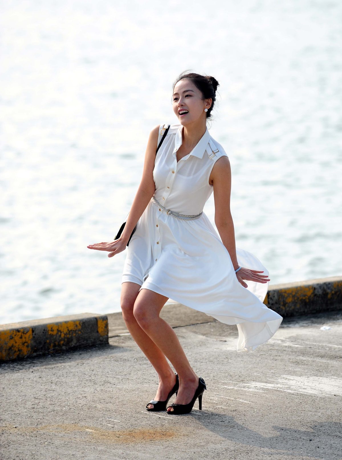 Soo-Hyun Hong HD Images/Photo Gallery Download #1641469