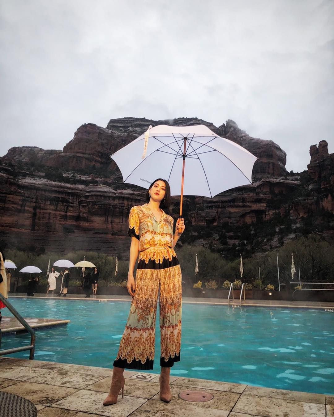 미요시 아야카 HD 이미지/사진 갤러리 다운로드 #7488614