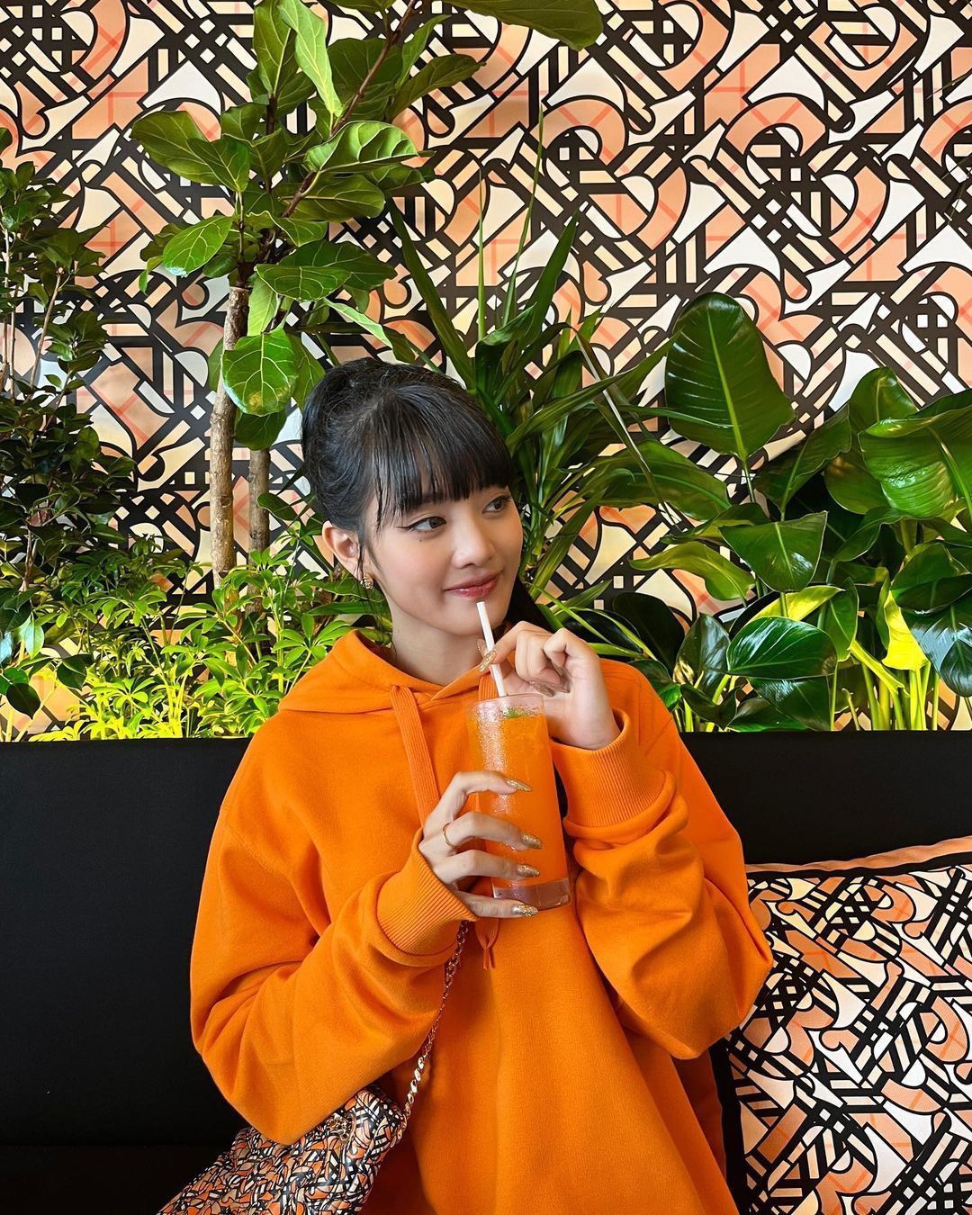 Minnie Nicha Yontararak HD Images/Photo Gallery Download #7929319