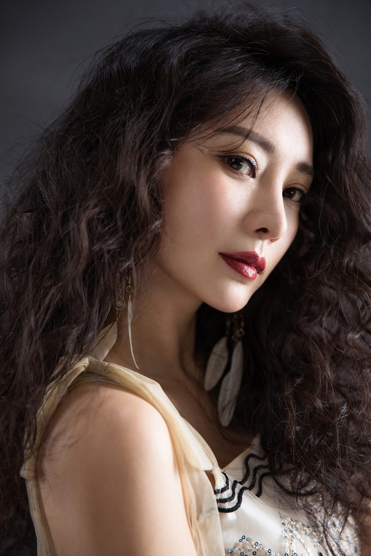 류옌 HD 이미지/사진 갤러리 다운로드 #1971968