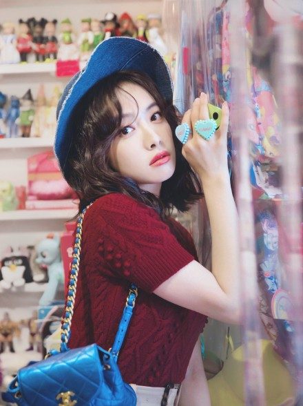 Victoria Song HD Images/Photo Gallery Download #2049824