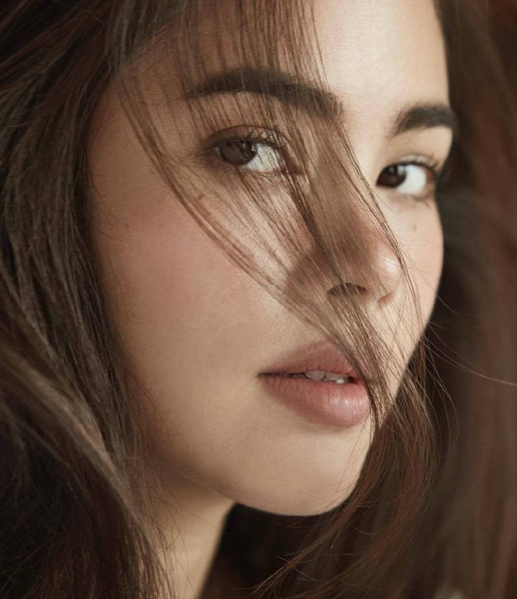 Urassaya Sperbund HD Images/Photo Gallery Download #6200214