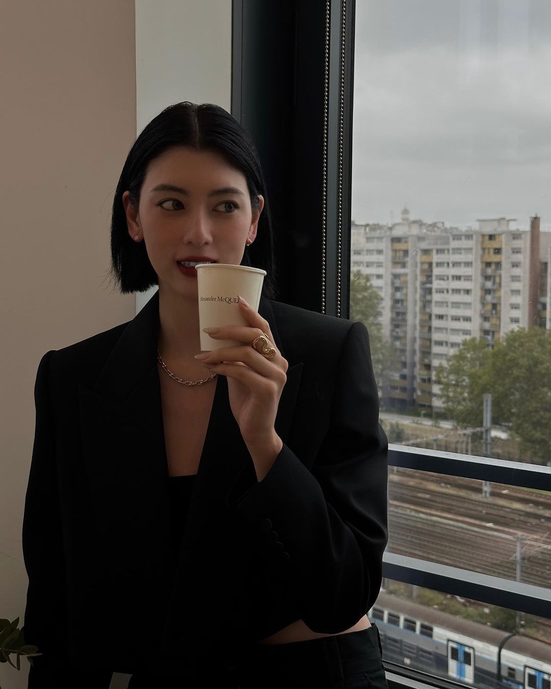 三吉彩花 高清写真/照片下载 #9567025