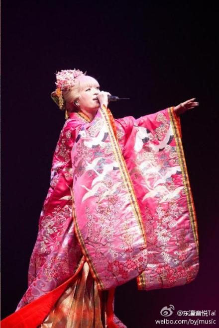 Ayumi Hamasaki HD Images/Photo Gallery Download #888101