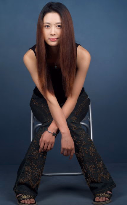 邓英 高清写真/照片下载 #3249690