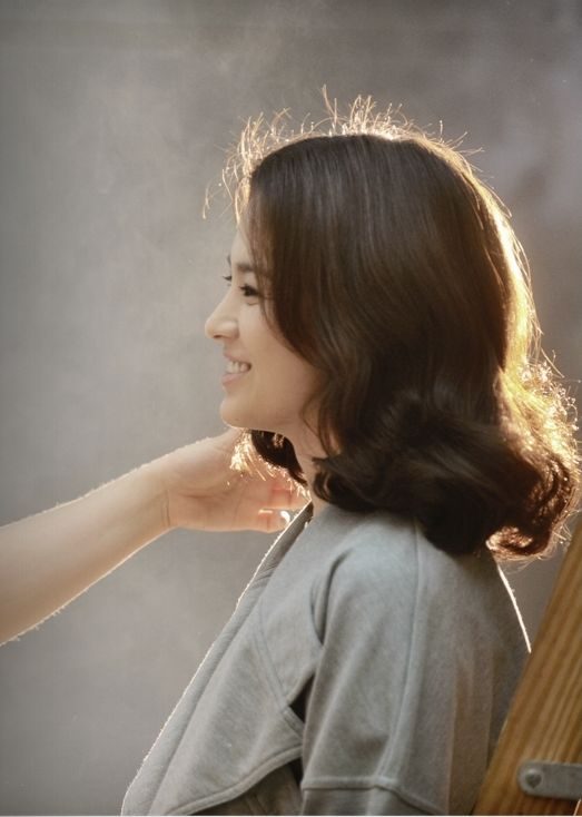 Hye-kyo Song HD Images/Photo Gallery Download #1707250