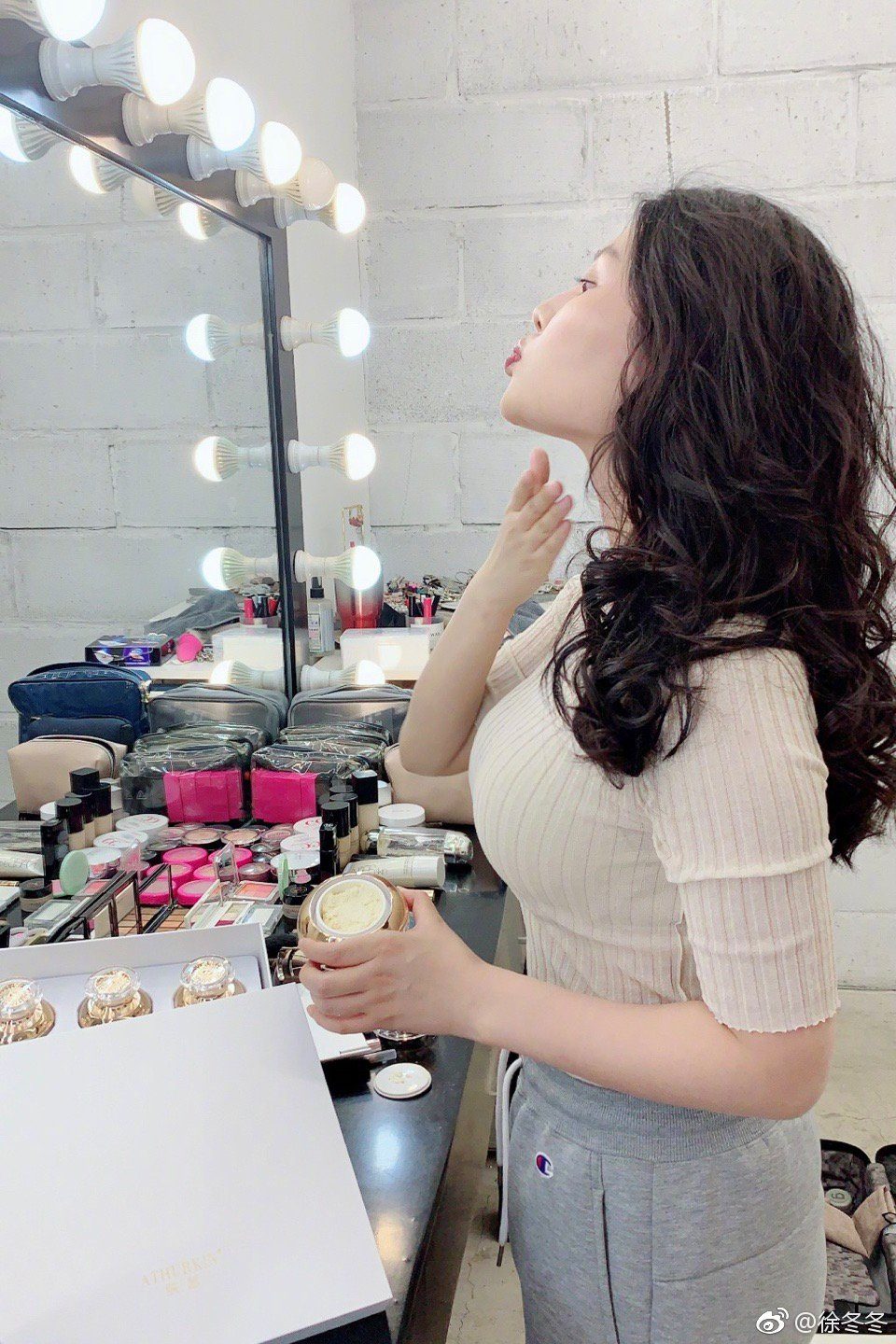 Dongdong Xu HD Images/Photo Gallery Download #2062144