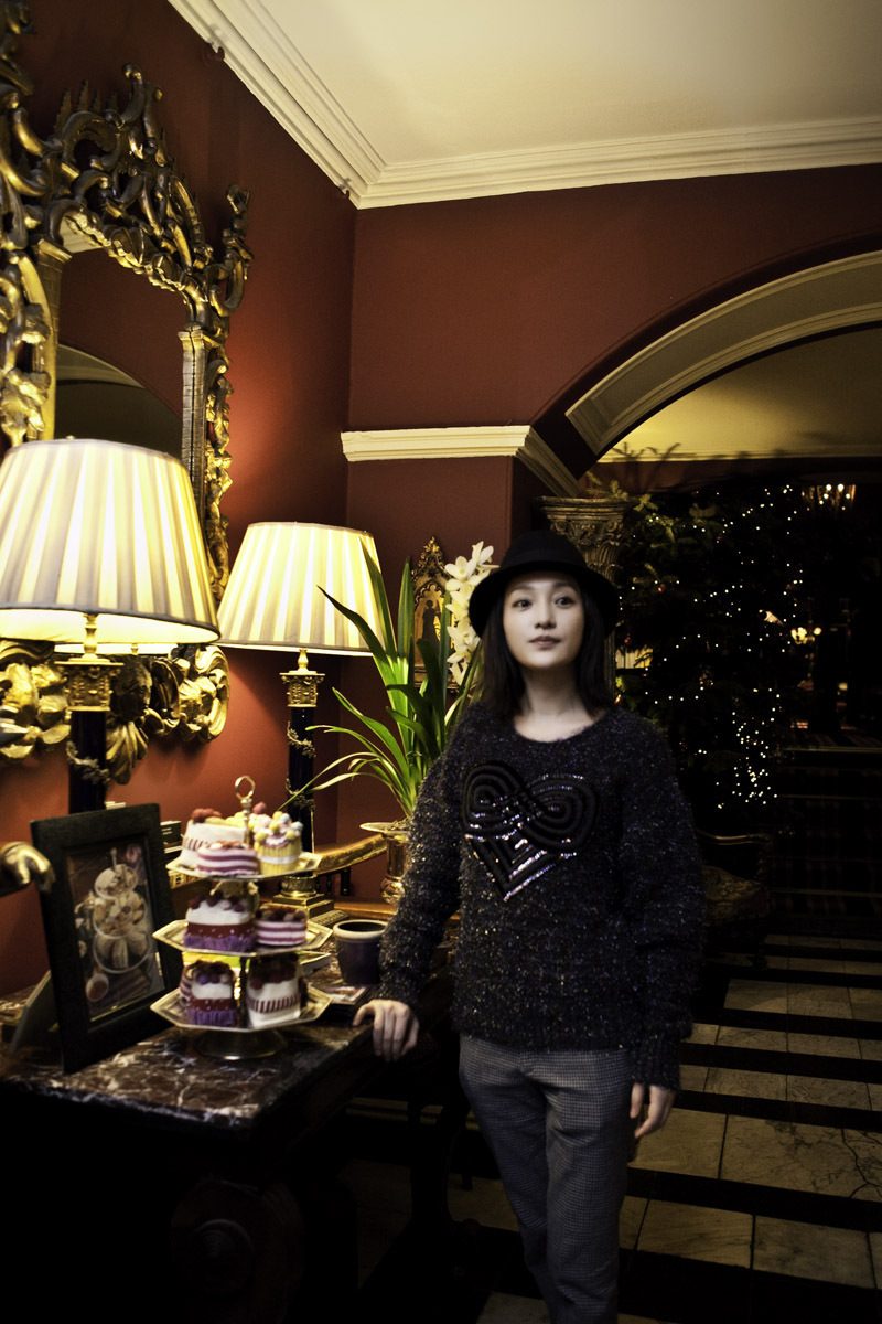 Xun Zhou HD Images/Photo Gallery Download #1644042