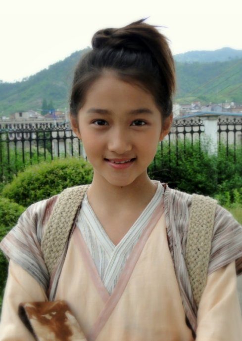 Xiaotong Guan HD Images/Photo Gallery Download #7097456