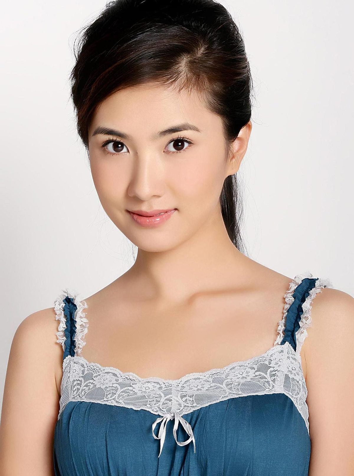 Xiaoxiao Bian HD Images/Photo Gallery Download #7059400