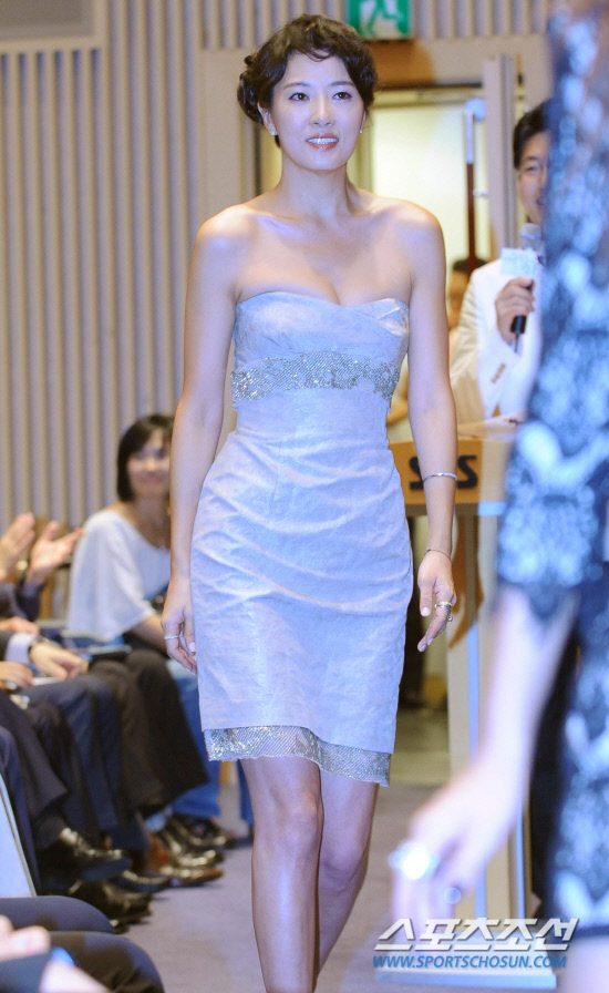 Sun-a Kim HD Images/Photo Gallery Download #1541910