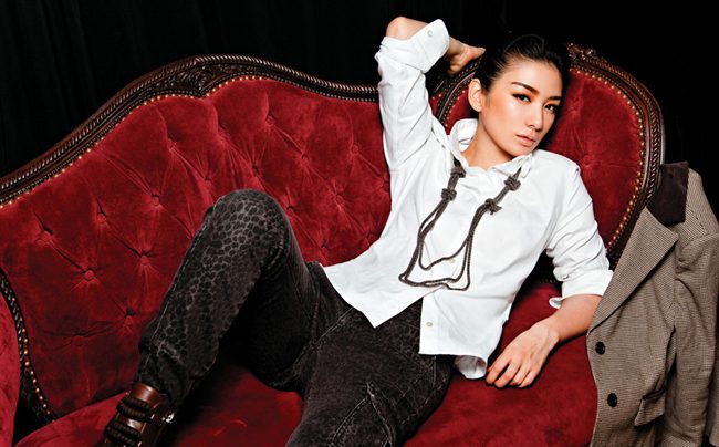 Yi Huang HD Images/Photo Gallery Download #1229397