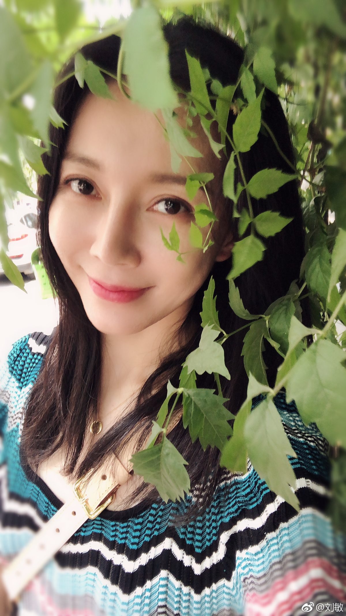 유민 HD 이미지/사진 갤러리 다운로드 #6988742