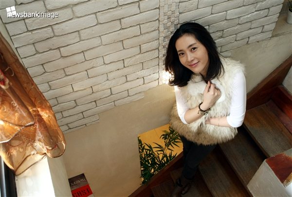 Yun-ah Song HD Images/Photo Gallery Download #1687157