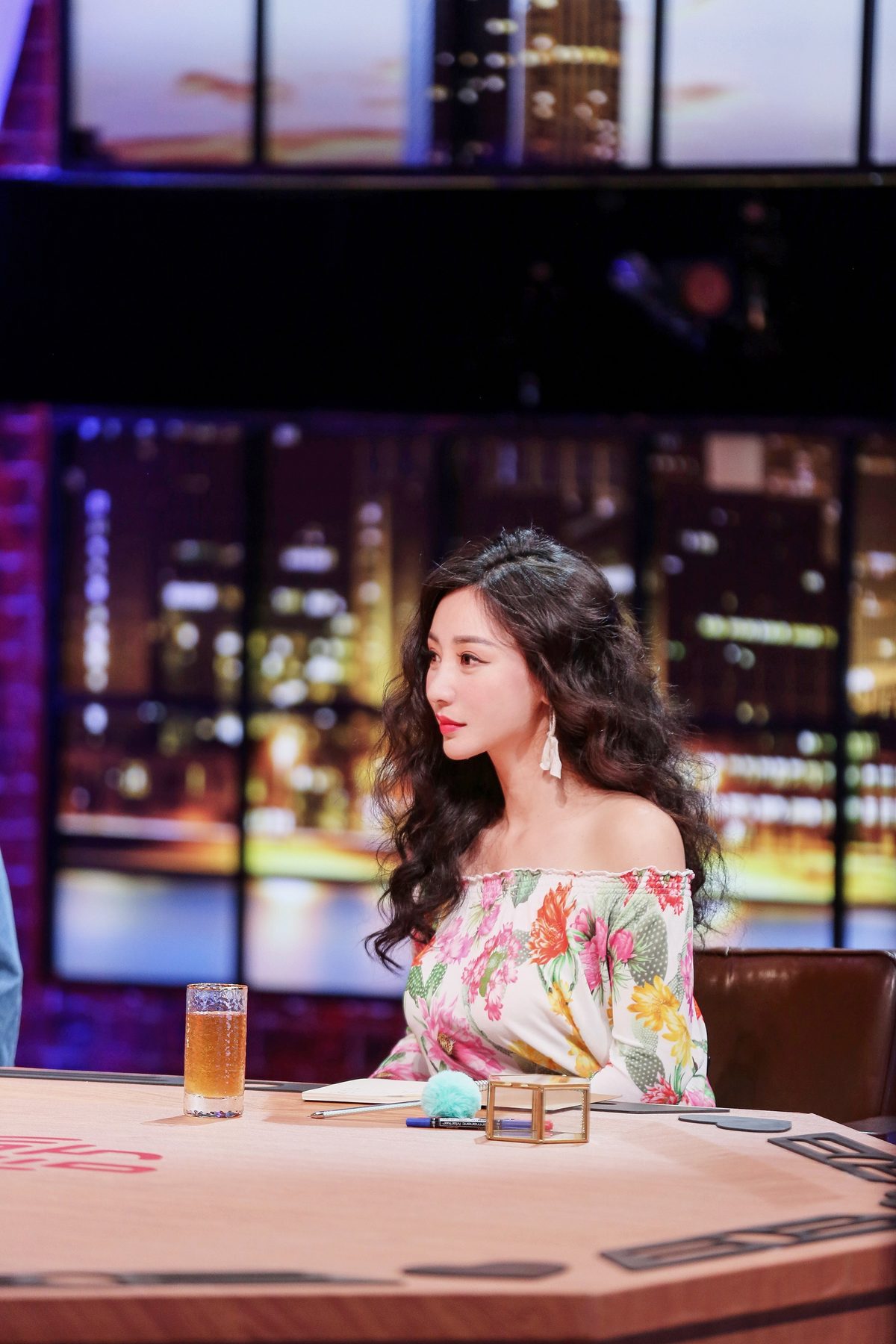 류옌 HD 이미지/사진 갤러리 다운로드 #1971858