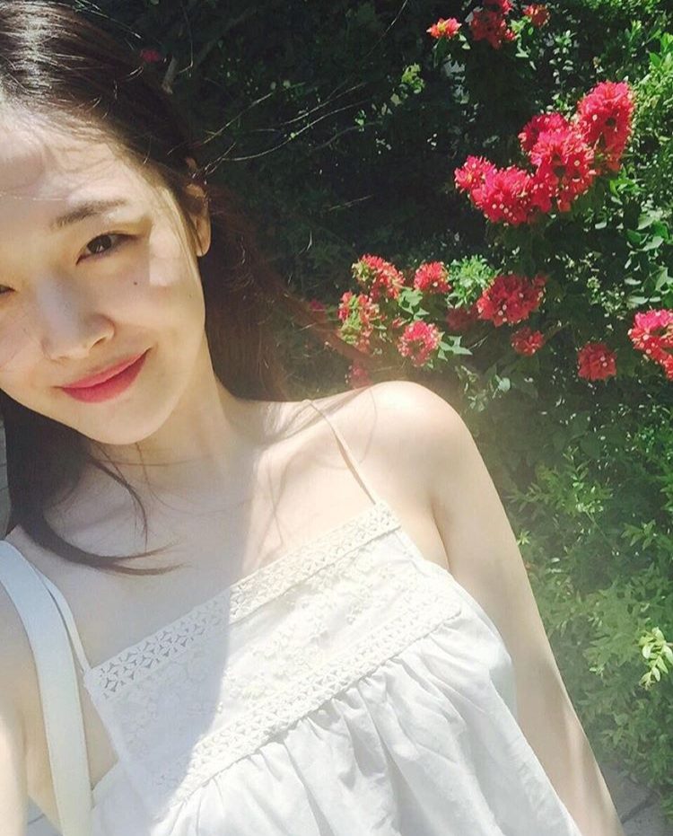 Seol-ri Choi HD Images/Photo Gallery Download #1864517