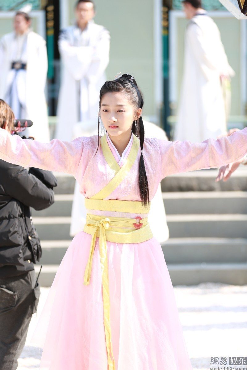 Xiaotong Guan HD Images/Photo Gallery Download #7097101