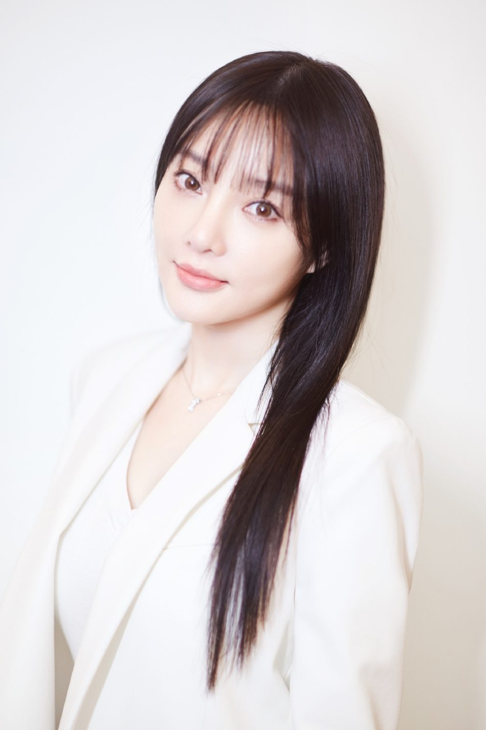 Xiaolu Li HD Images/Photo Gallery Download #757076