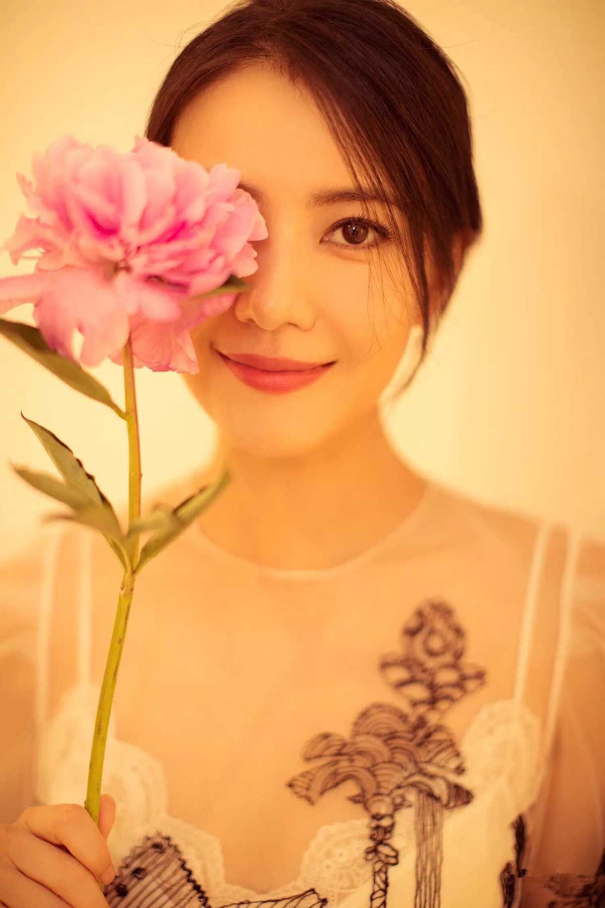 Yuanyuan Gao HD Images/Photo Gallery Download #661960