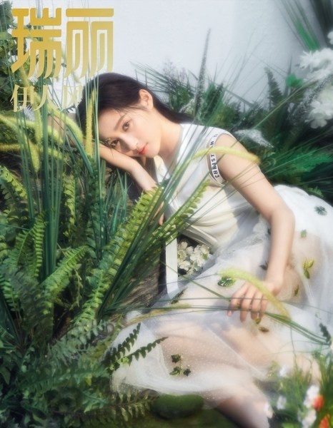 Xiaotong Guan HD Images/Photo Gallery Download #7096959