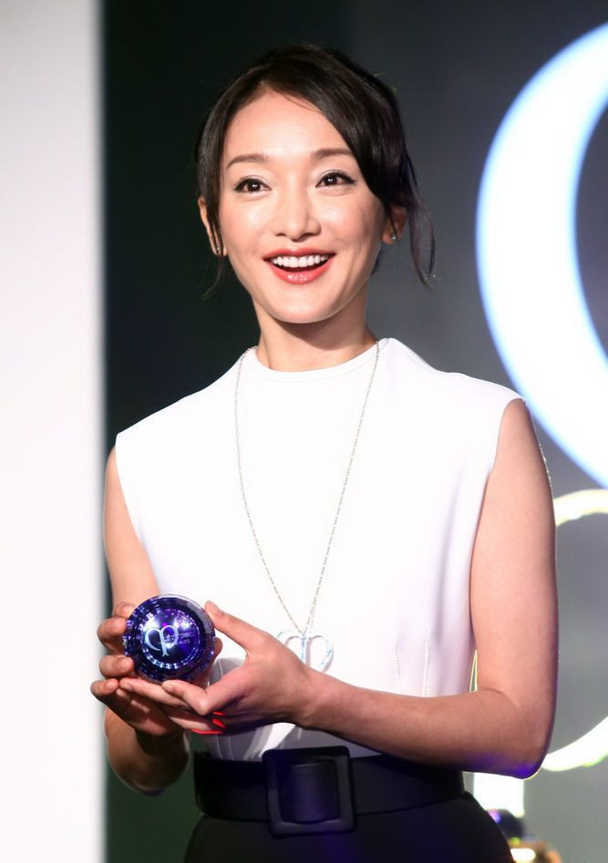 Xun Zhou HD Images/Photo Gallery Download #757455