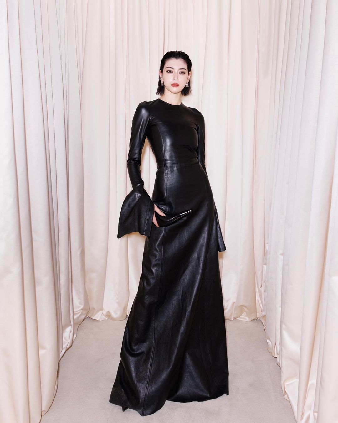 三吉彩花 高清写真/照片下载 #9566560