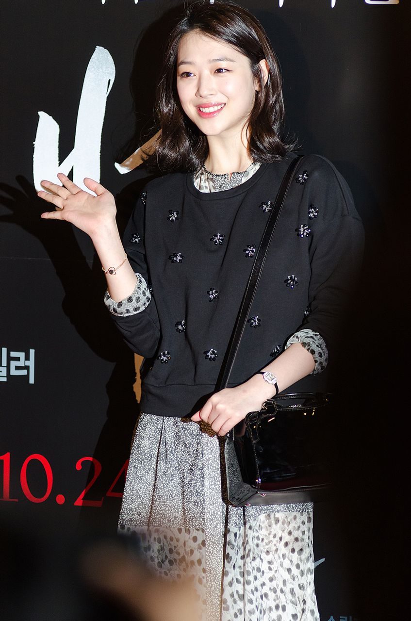 Seol-ri Choi HD Images/Photo Gallery Download #1872149