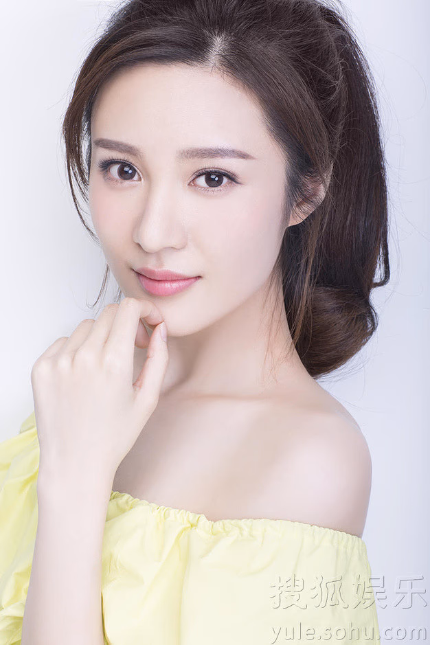 邬靖靖 高清写真/照片下载 #3404708