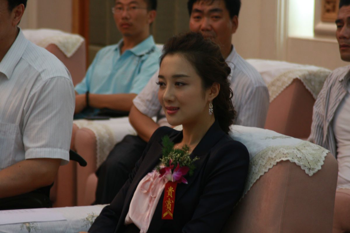 Yixiao Li HD 이미지/사진 갤러리 다운로드 #6642798