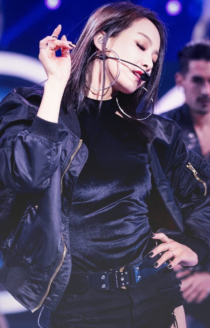 Victoria Song HD Images/Photo Gallery Download #2049801