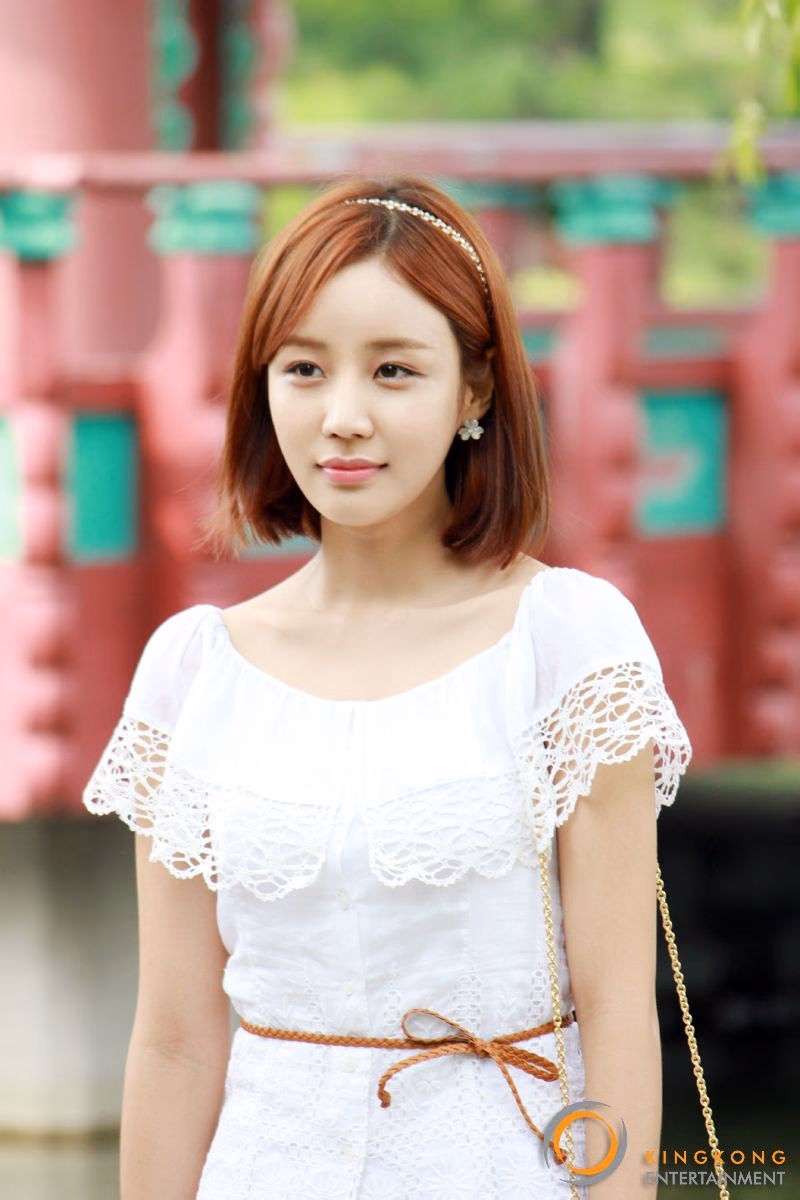 尹真伊 高清写真/照片下载 #3355982