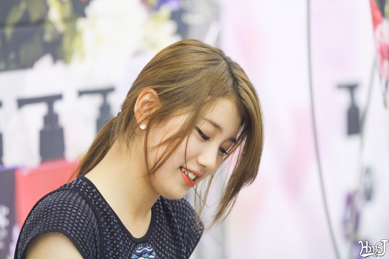 Bae Suzy HD Images/Photo Gallery Download #2042553