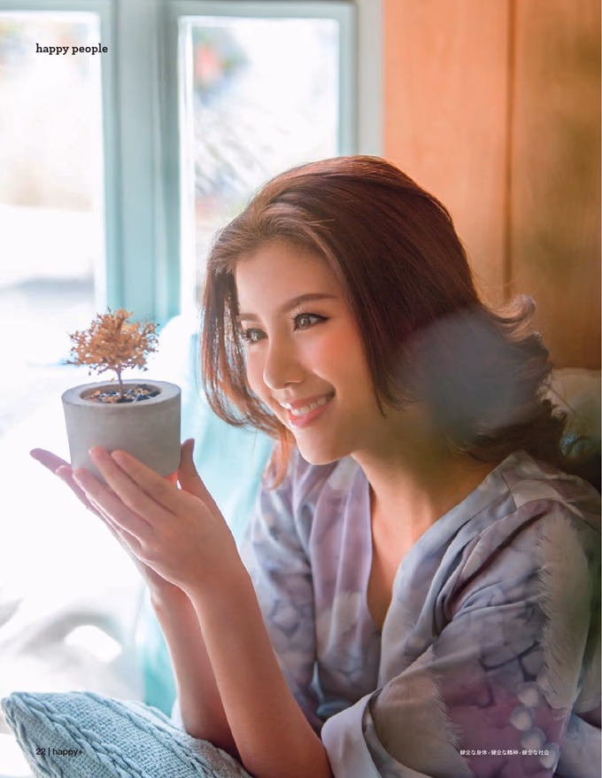 艾丝特·苏普莉拉 高清写真/照片下载 #9224643